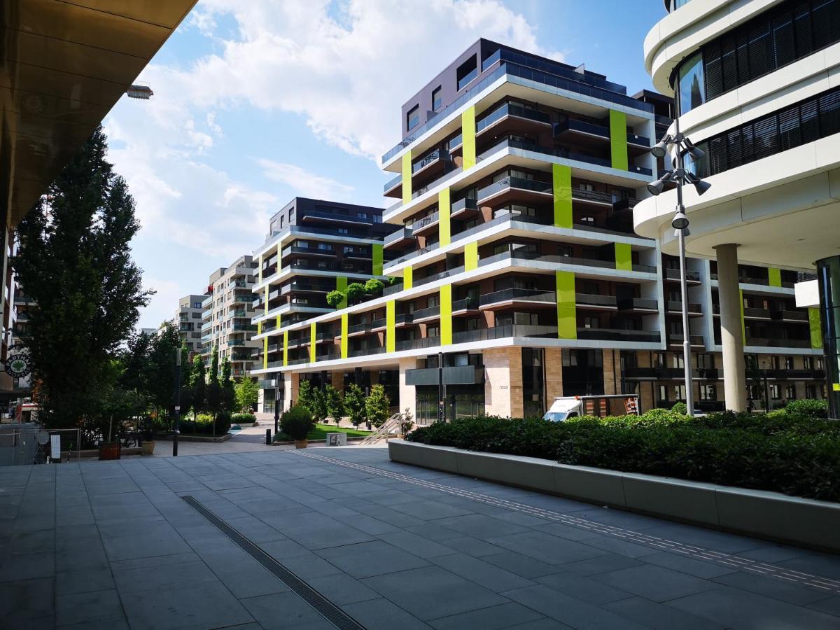 Corvin Promenade With Free Parking Leilighet Budapest Eksteriør bilde